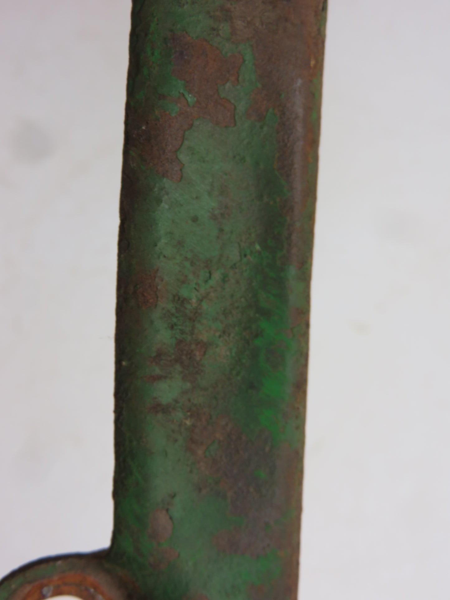 R27641, R34045 John Deere Fender Light Wire Harness Shield For 3020