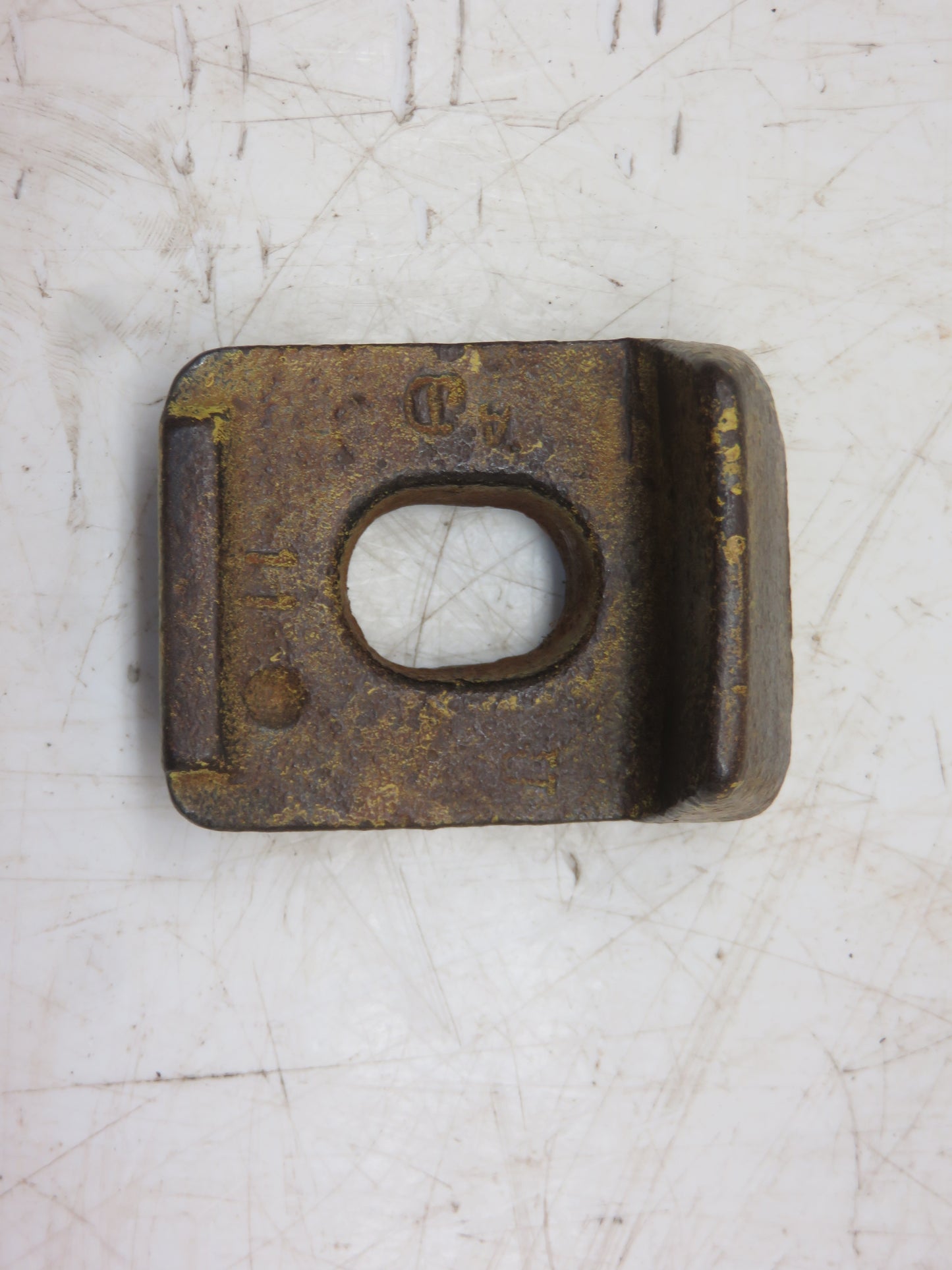 B634R John Deere Wheel Clamp For A, AR, AO, B, BR, BO, G, R, 60, 70, 80, 620, 720, 820