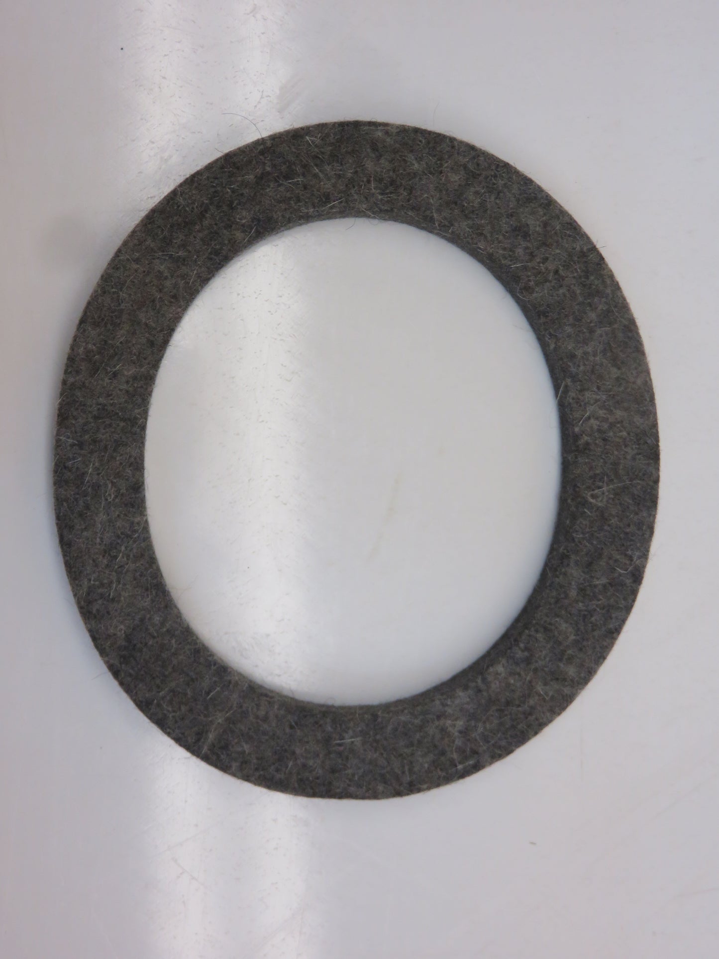 D2455R John Deere NOS Rear Axle Felt Washer For A, D, G, R, 60, 70, 80, 520, 620, 720, 820