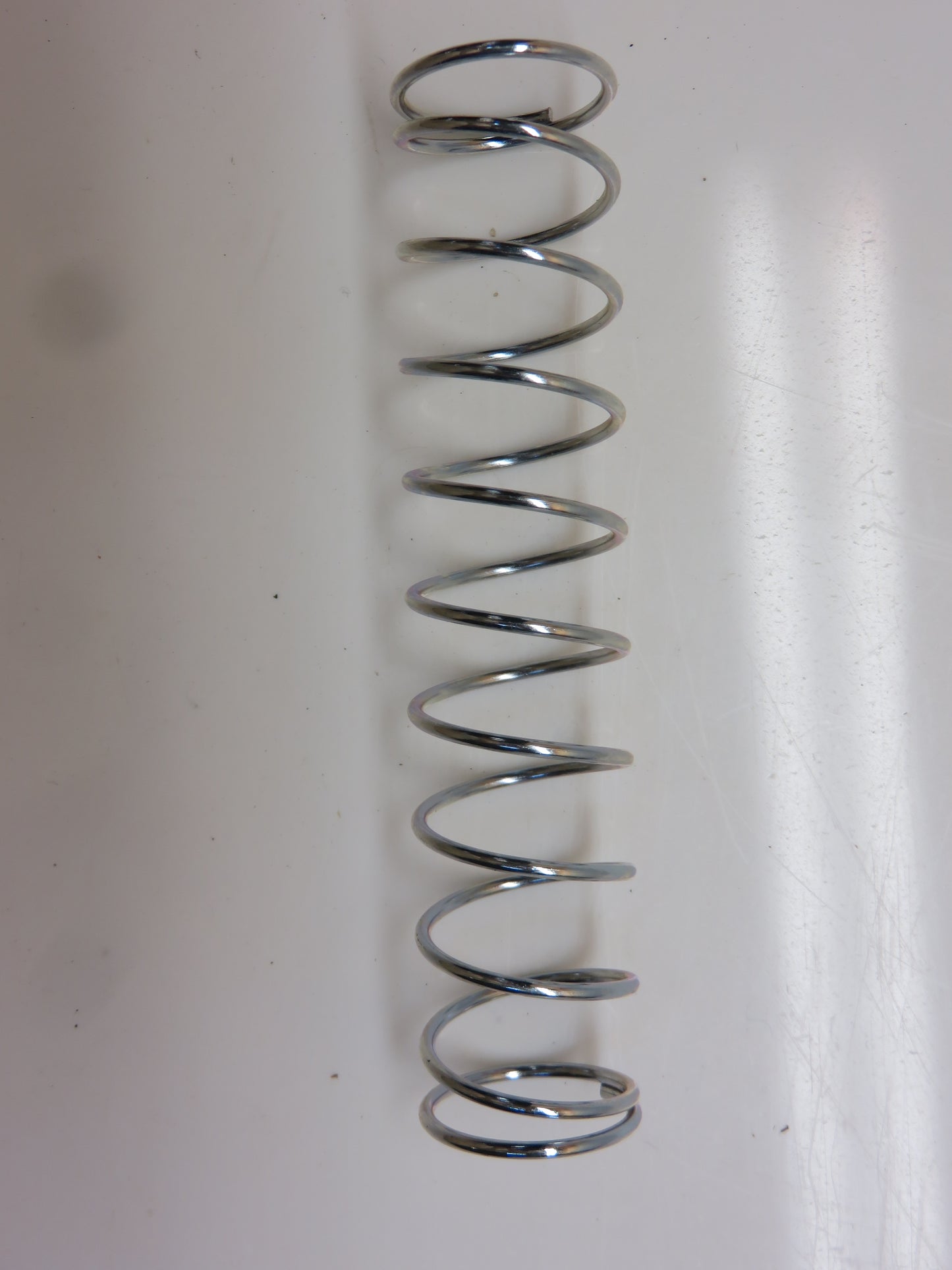 F2695R John Deere Draft Link Spring For 420, 520, 620, 720, 430, 530, 630, 730