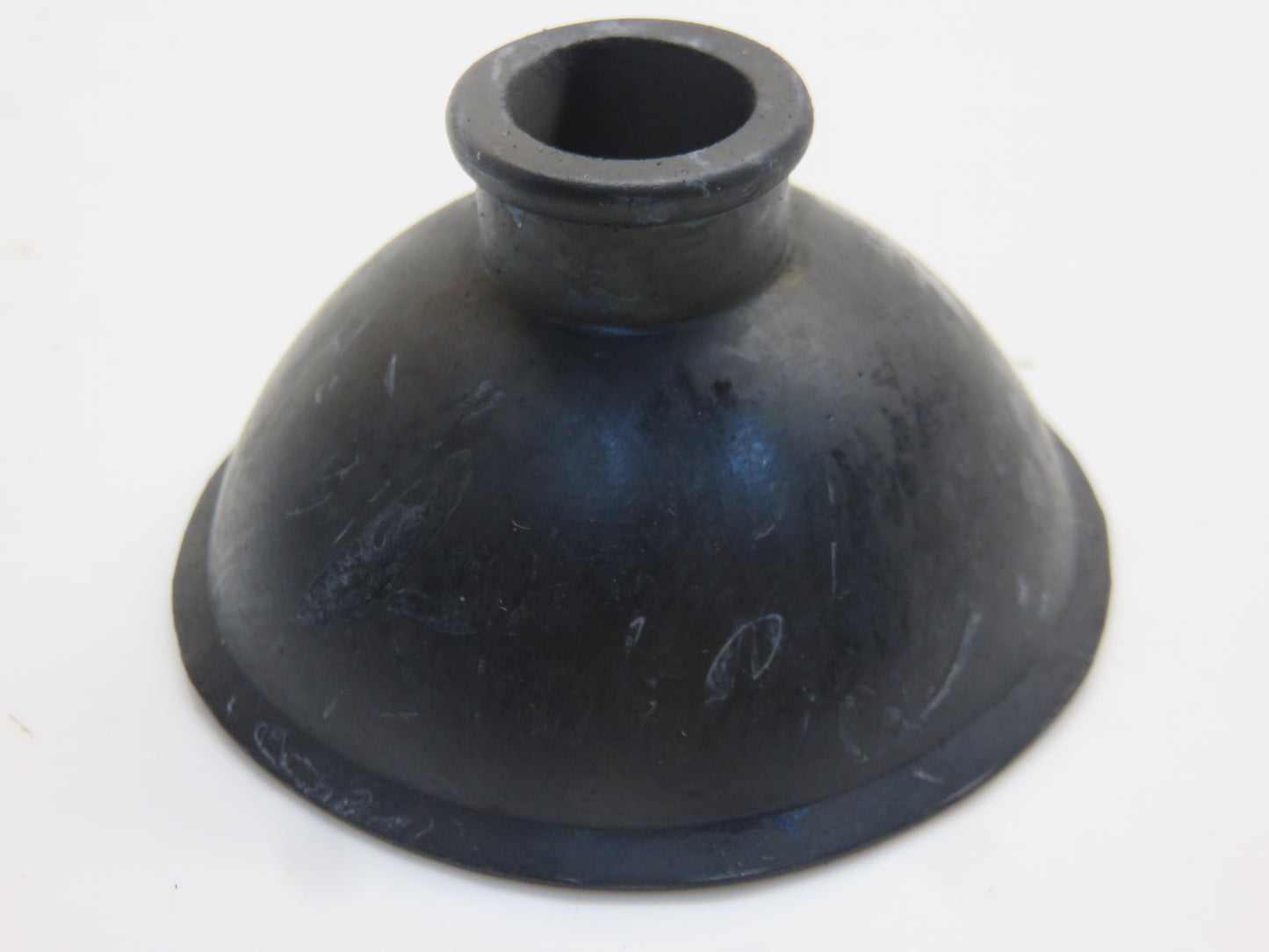 AL4022T John Deere Gear Shift Lever Boot For L, LA, LI, M, MT, 40, 320, 420, 330, 430