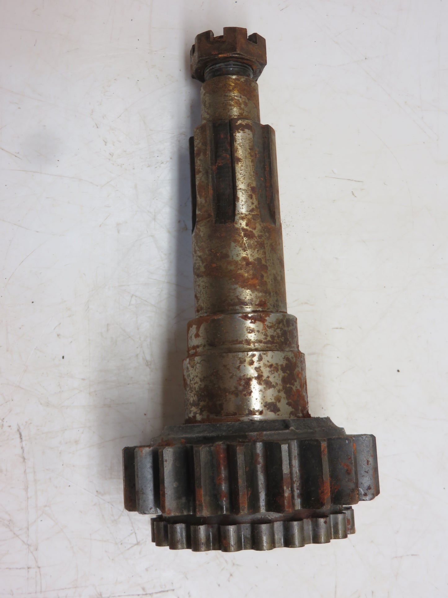 AF2351R John Deere NOS Transmission Driveshaft And Gear For 70