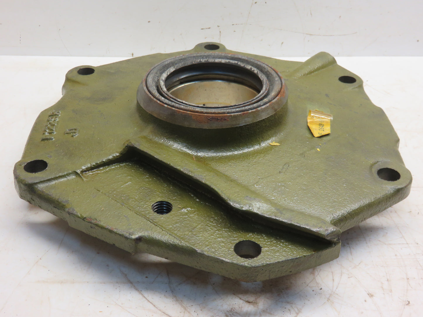 AF1648R, F1229R John Deere NOS Right Hand Main Bearing Housing With Bearing For 70