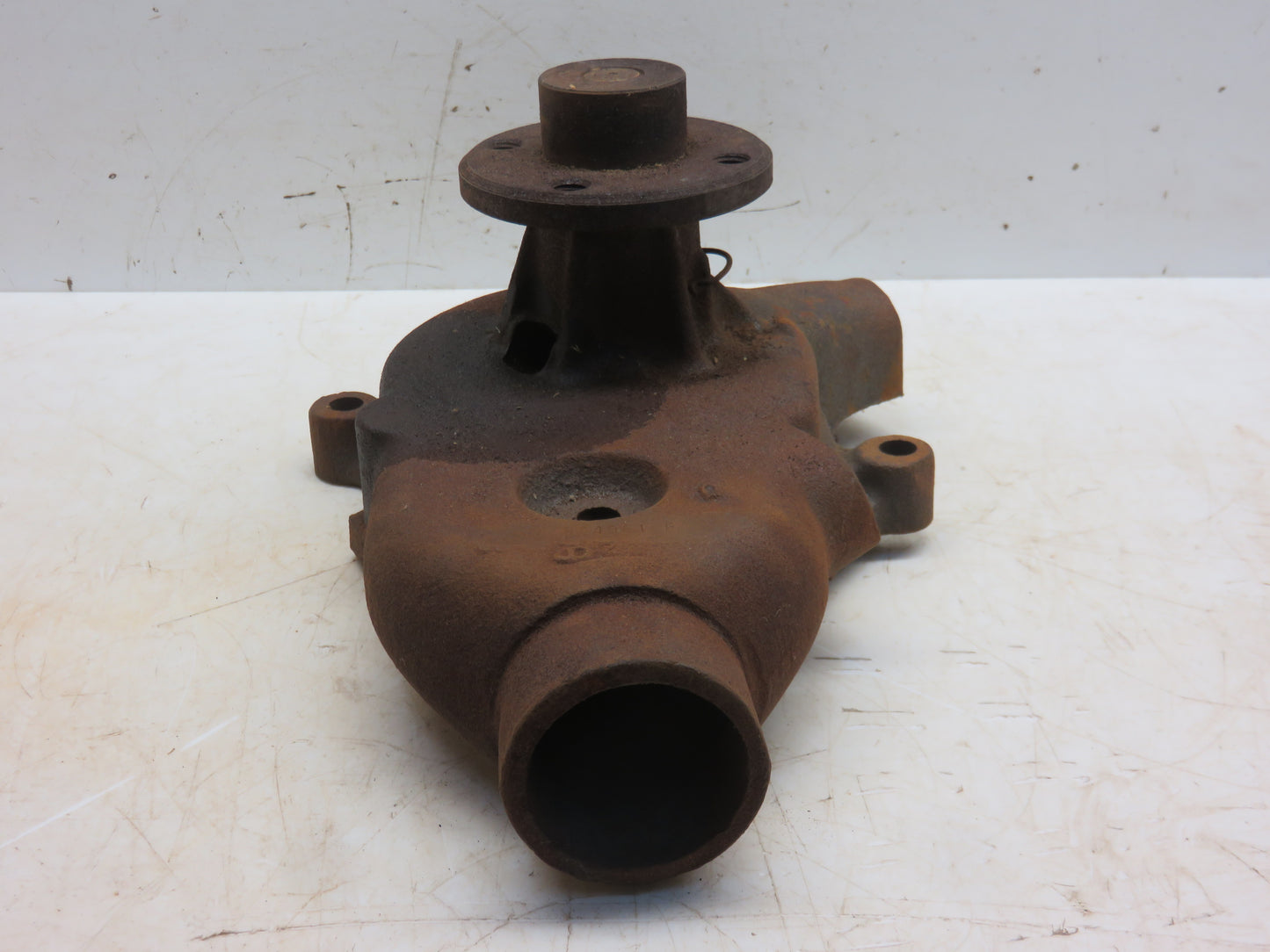 R34981, AR45330 John Deere NOS Water Pump For 3010, 4010, 3020, 4020