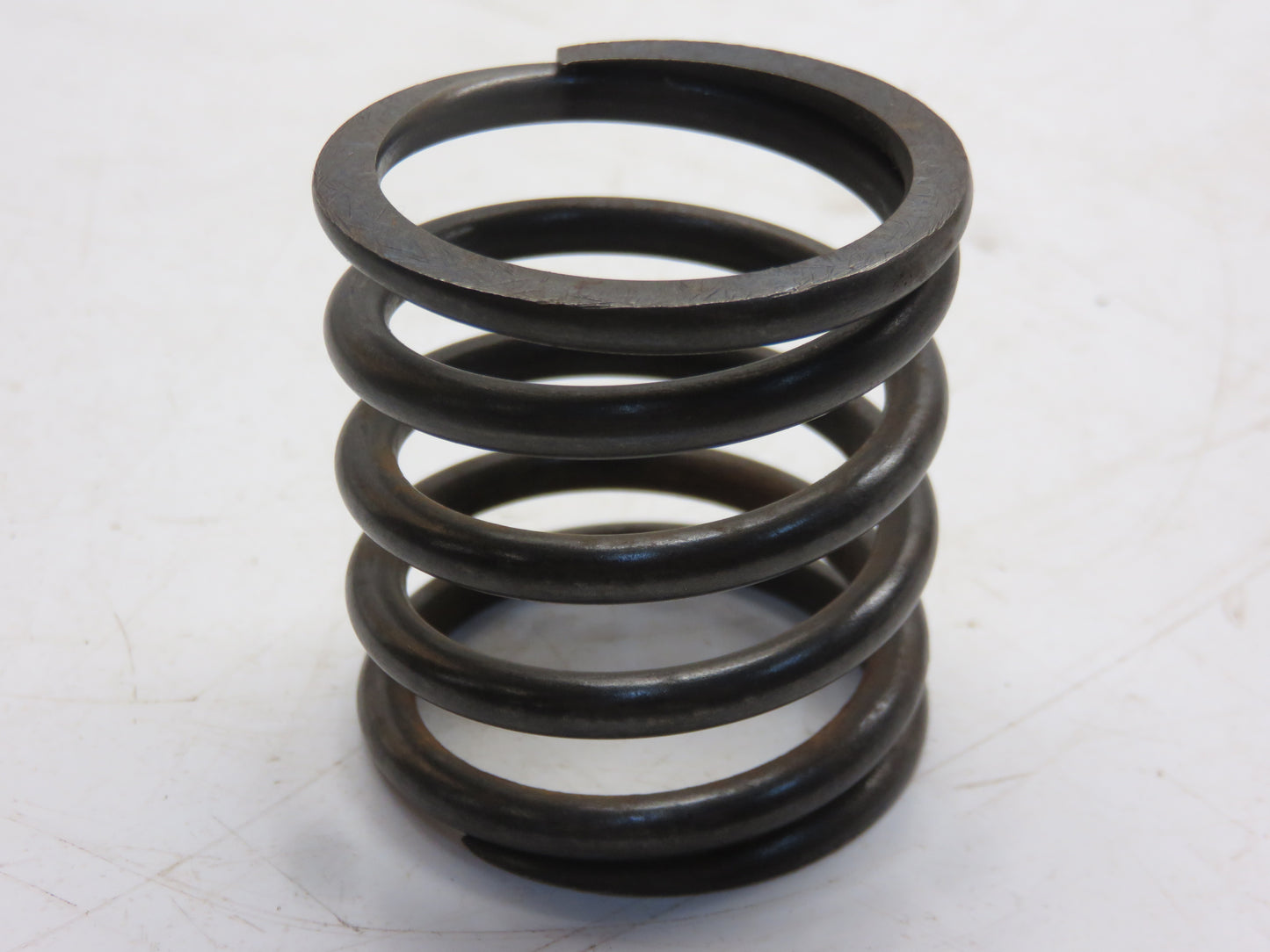 AL174T John Deere Brake Drum Retaining Spring For L, LA, LI