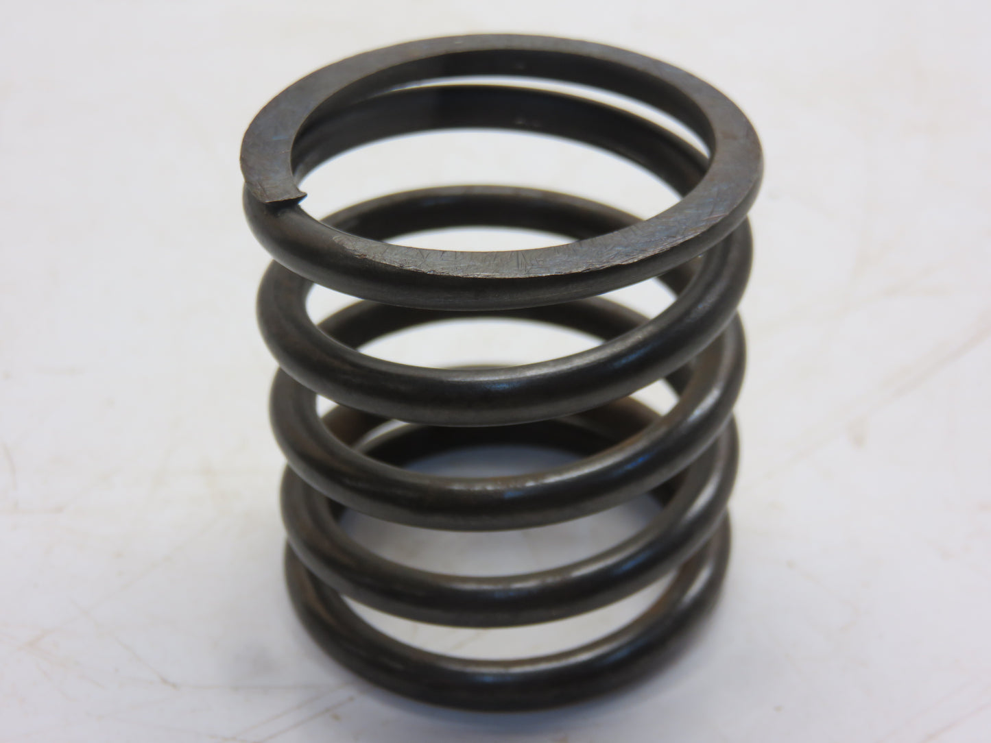 AL174T John Deere Brake Drum Retaining Spring For L, LA, LI