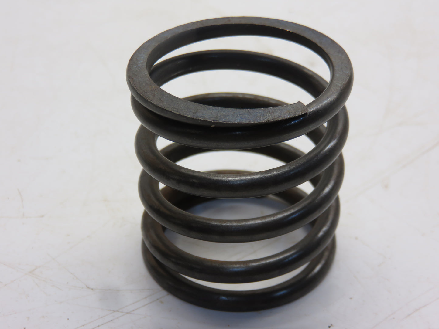 AL174T John Deere Brake Drum Retaining Spring For L, LA, LI