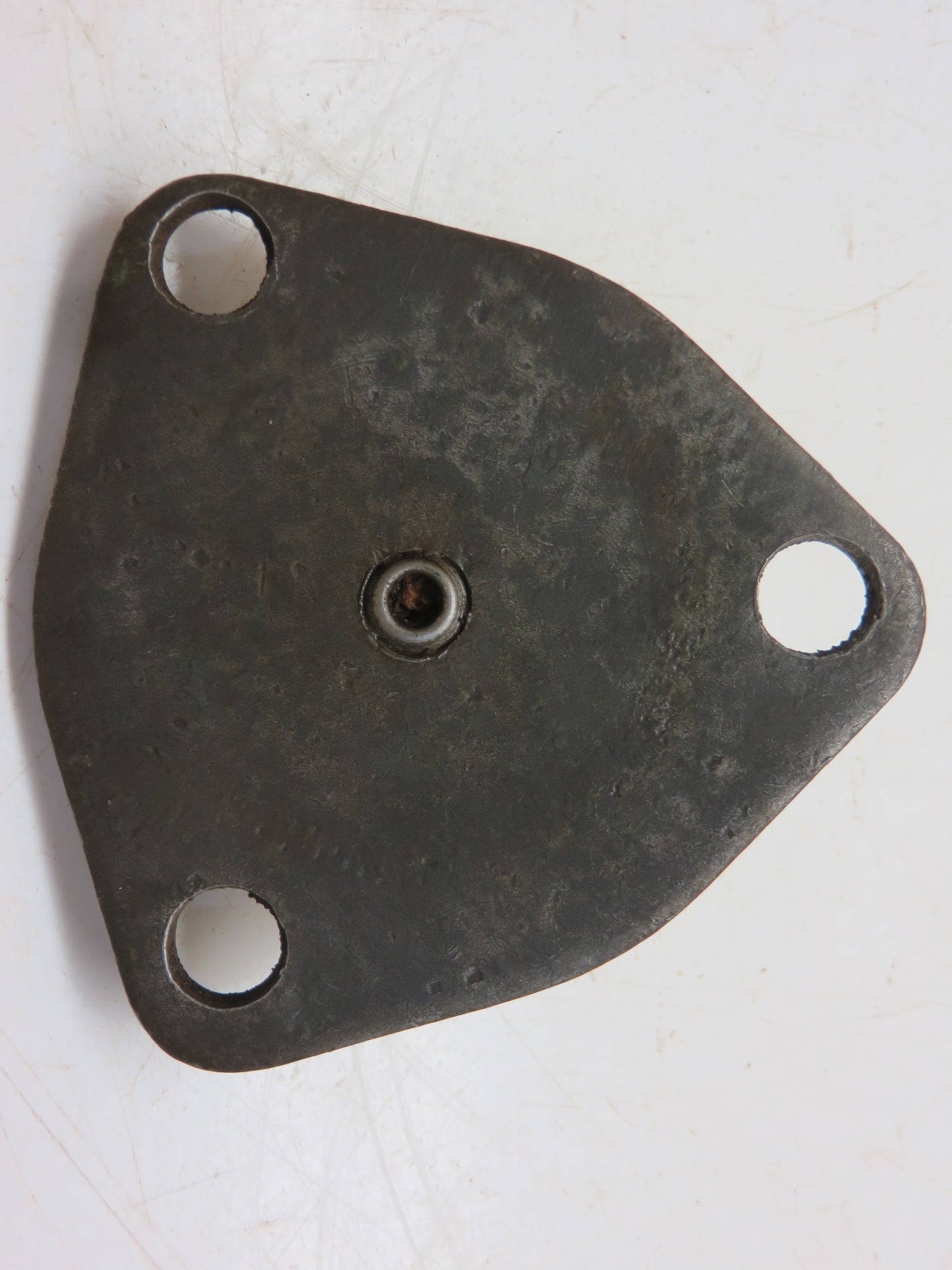 L633T John Deere Front Axle Pivot Shaft Bearing Cap For L, LA, LI