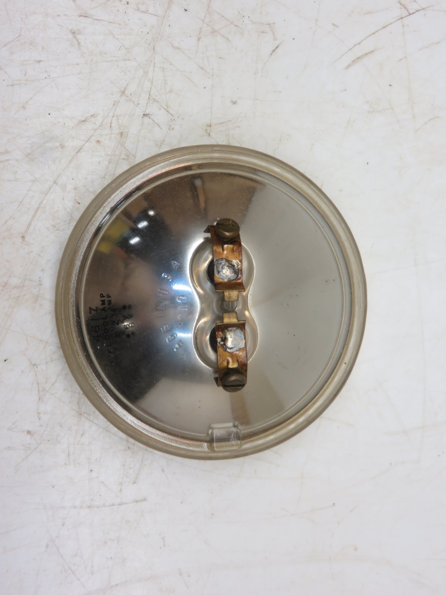 AR21060R John Deere NOS Sealed Beam Headlight For 730, 840