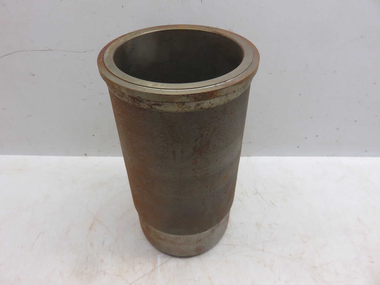 AR28192R John Deere NOS Piston Liner For 3010, 4010, 3020