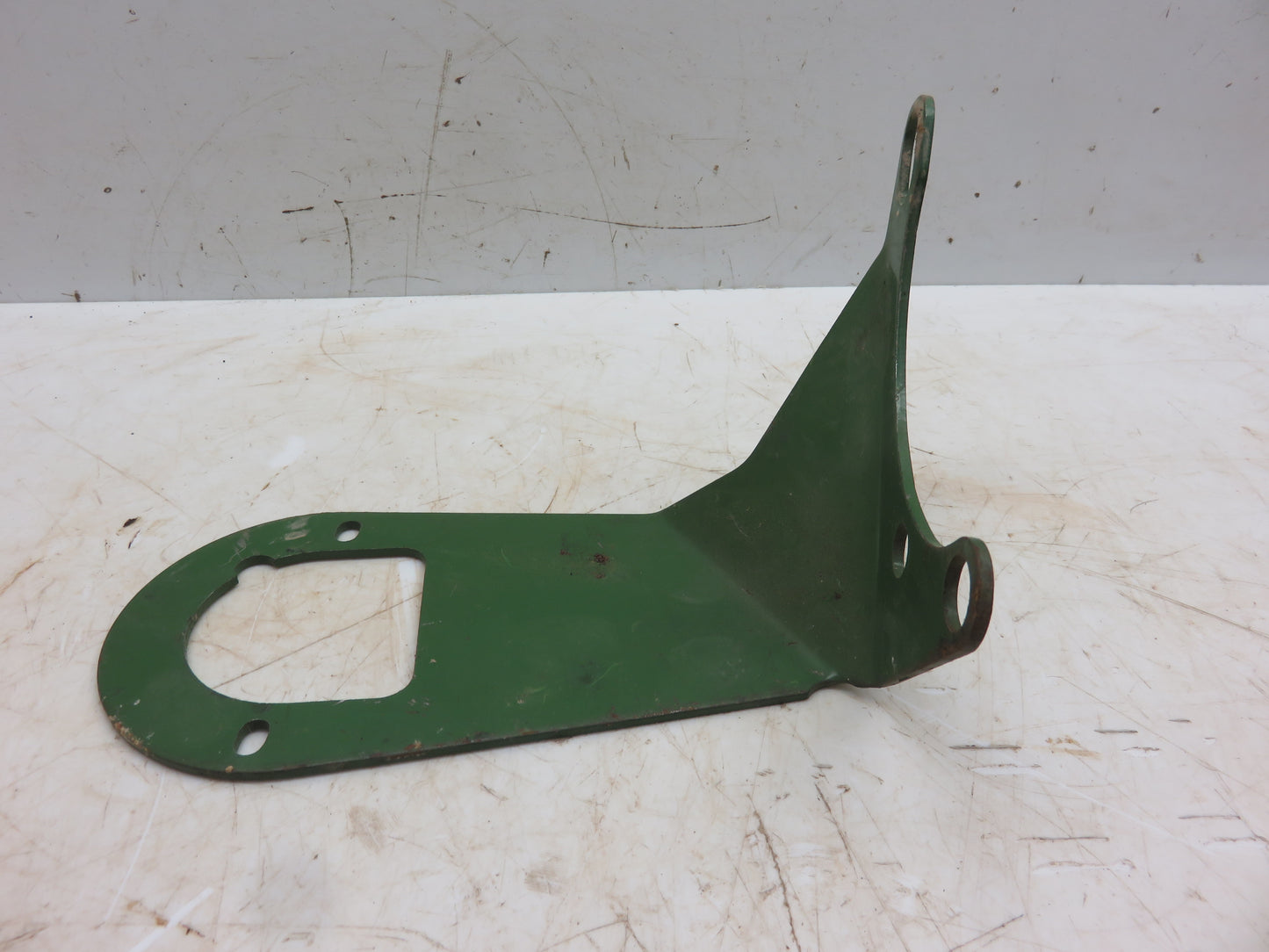 F1508R John Deere NOS Tachometer Mounting Bracket For G, 70