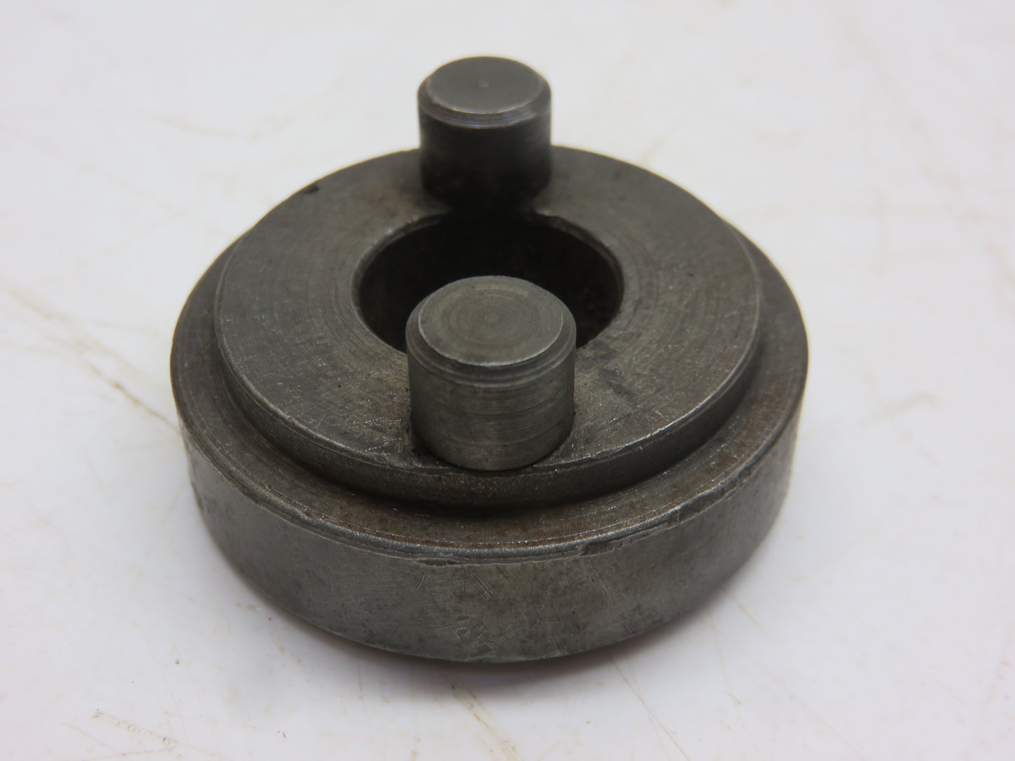 AM1528T John Deere Final Drive Lock For M, MI, 40, 320, 330