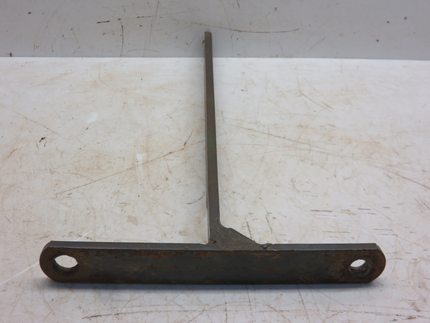 AT17582, AT12622 John Deere Control Lever Support Strap For 2010