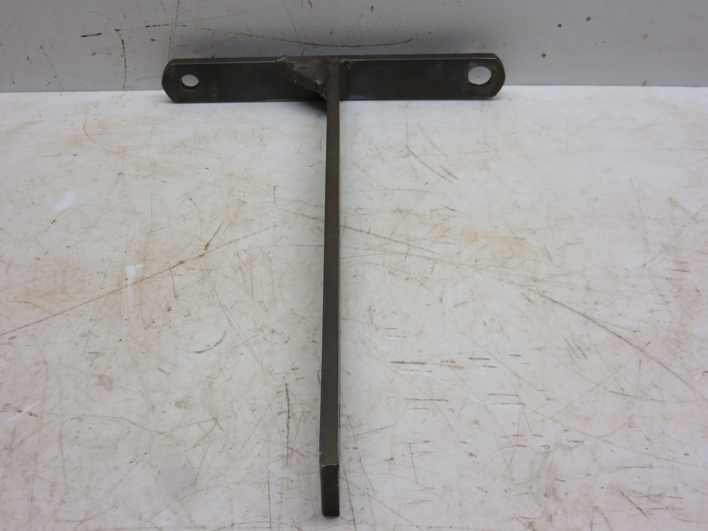 AT17582, AT12622 John Deere Control Lever Support Strap For 2010
