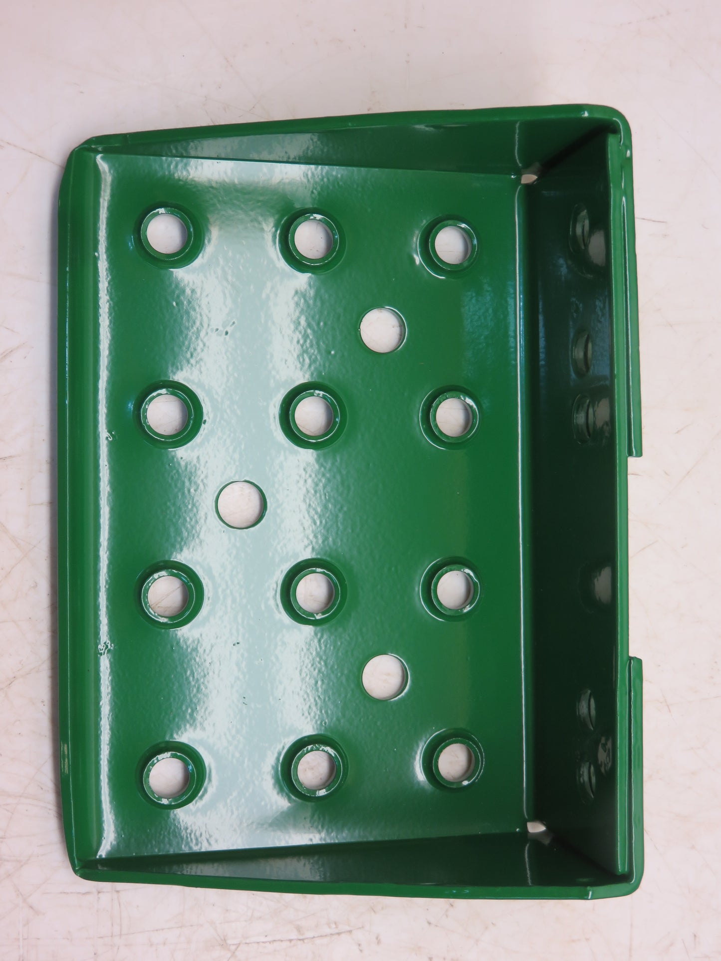 R27883 John Deere Step For 2510, 2520, 3010, 3020, 4000, 4010, 4020