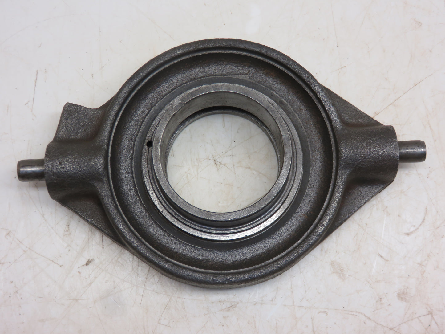 AR31259, R32169 John Deere PTO Clutch Operating Sleeve For 3020