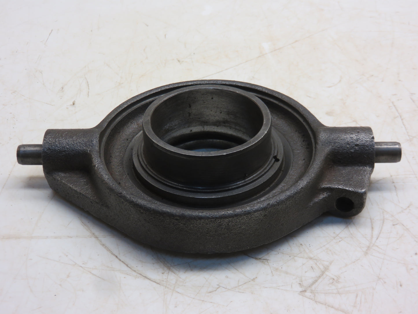 AR31259, R32169 John Deere PTO Clutch Operating Sleeve For 3020