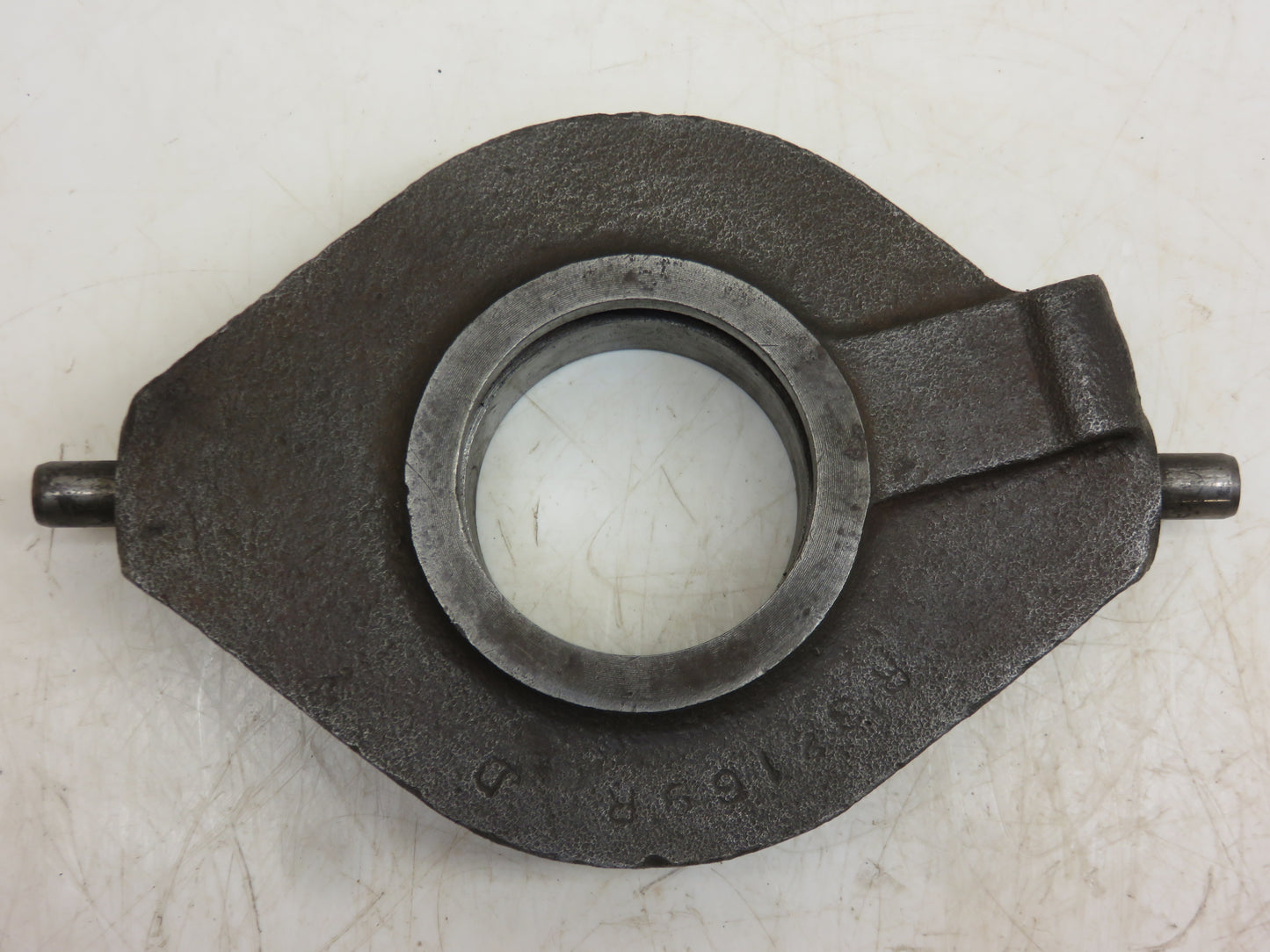 AR31259, R32169 John Deere PTO Clutch Operating Sleeve For 3020