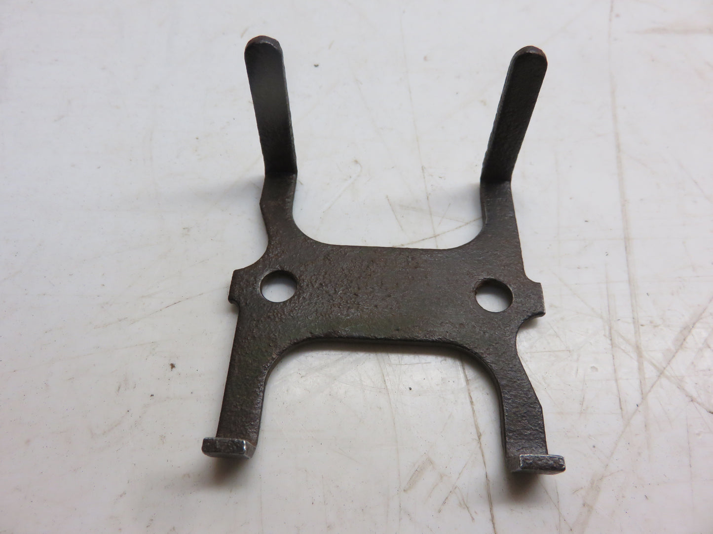 R34338 John Deere Gauge Clamp For 2510, 5010, 3020, 4020, 5020, 6030