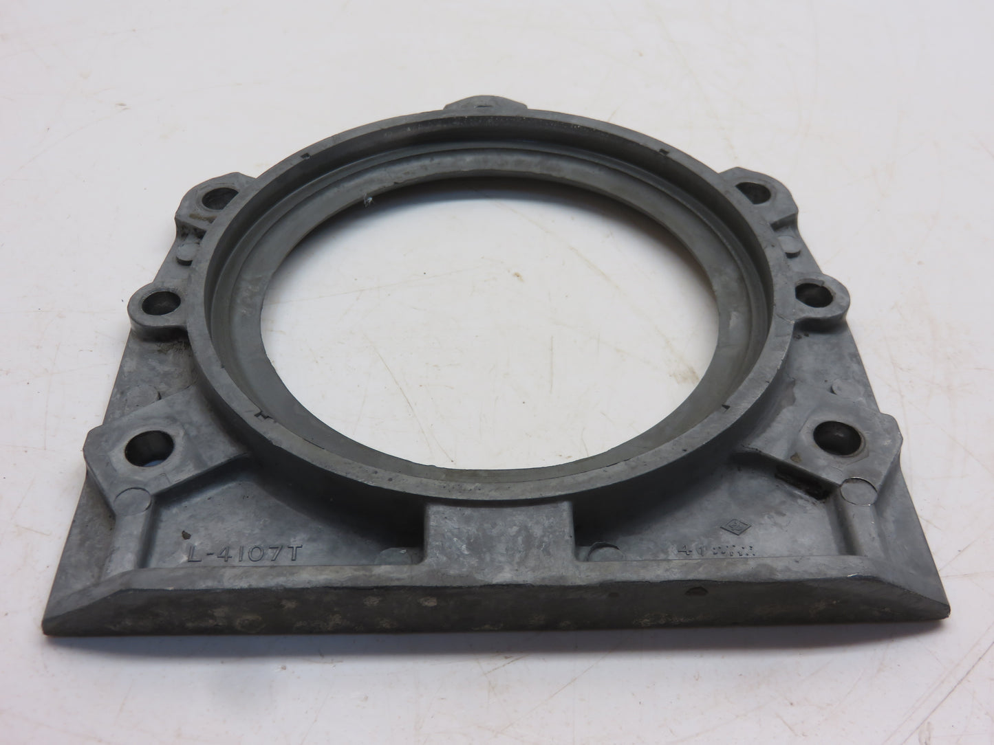 L4107T John Deere Rear Engine Oil Seal Housing For L, LA, LI