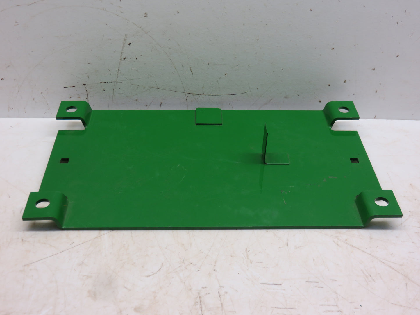 AB3585R, AR1326R John Deere Battery Base For AR, AO, B, R, 60, 80, 820, 830