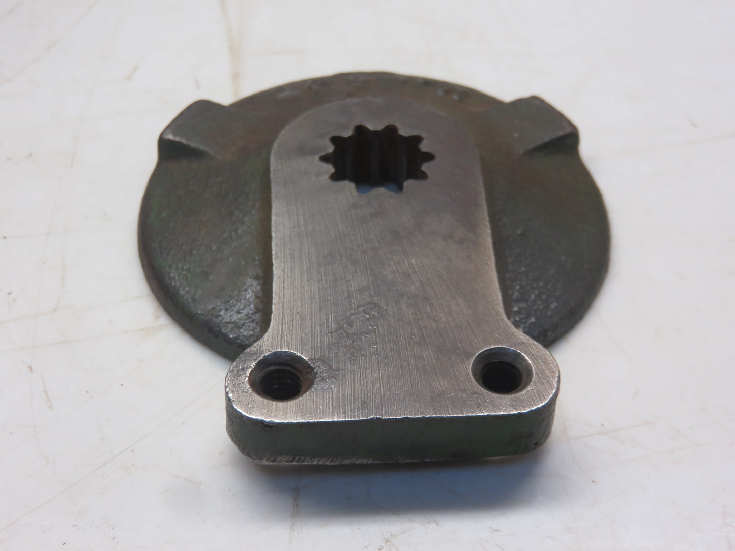 M1809T John Deere Dual Lift Quadrant Lever Hub For 40, 320, 420, 330, 430, 1010