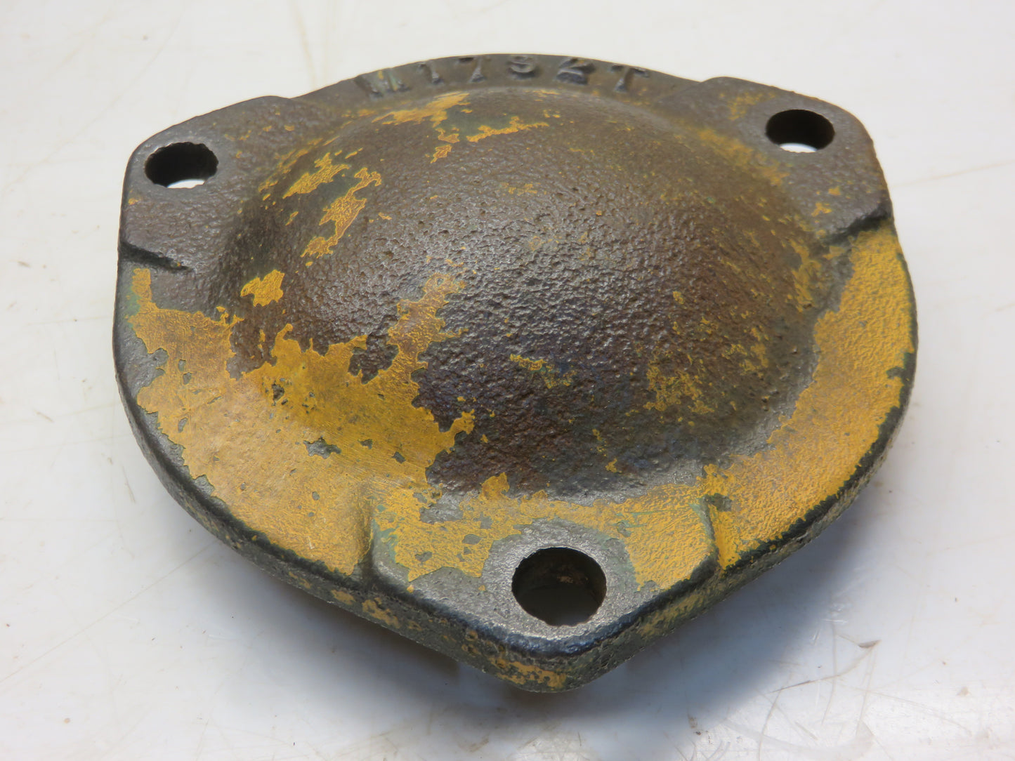 M1792T John Deere Final Drive Bearing Quill For 40, 320, 420, 330, 430, 1010