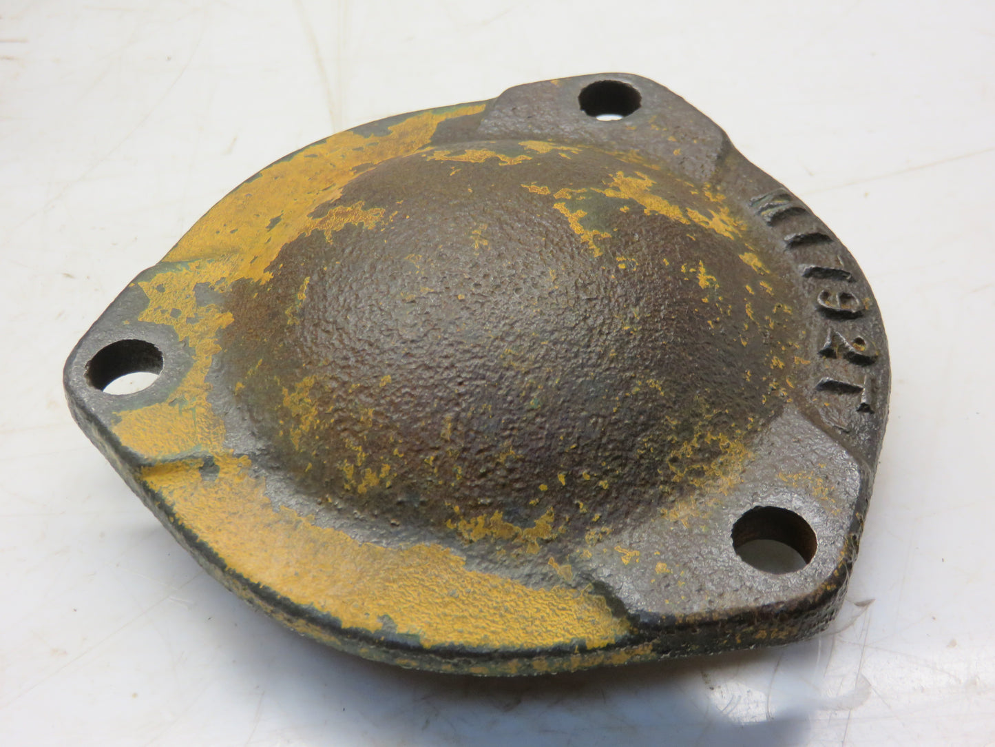 M1792T John Deere Final Drive Bearing Quill For 40, 320, 420, 330, 430, 1010