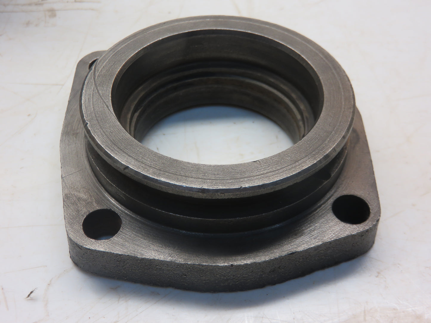 M3505T John Deere Transmission Input Shaft Bearing Quill For 420, 430, 435