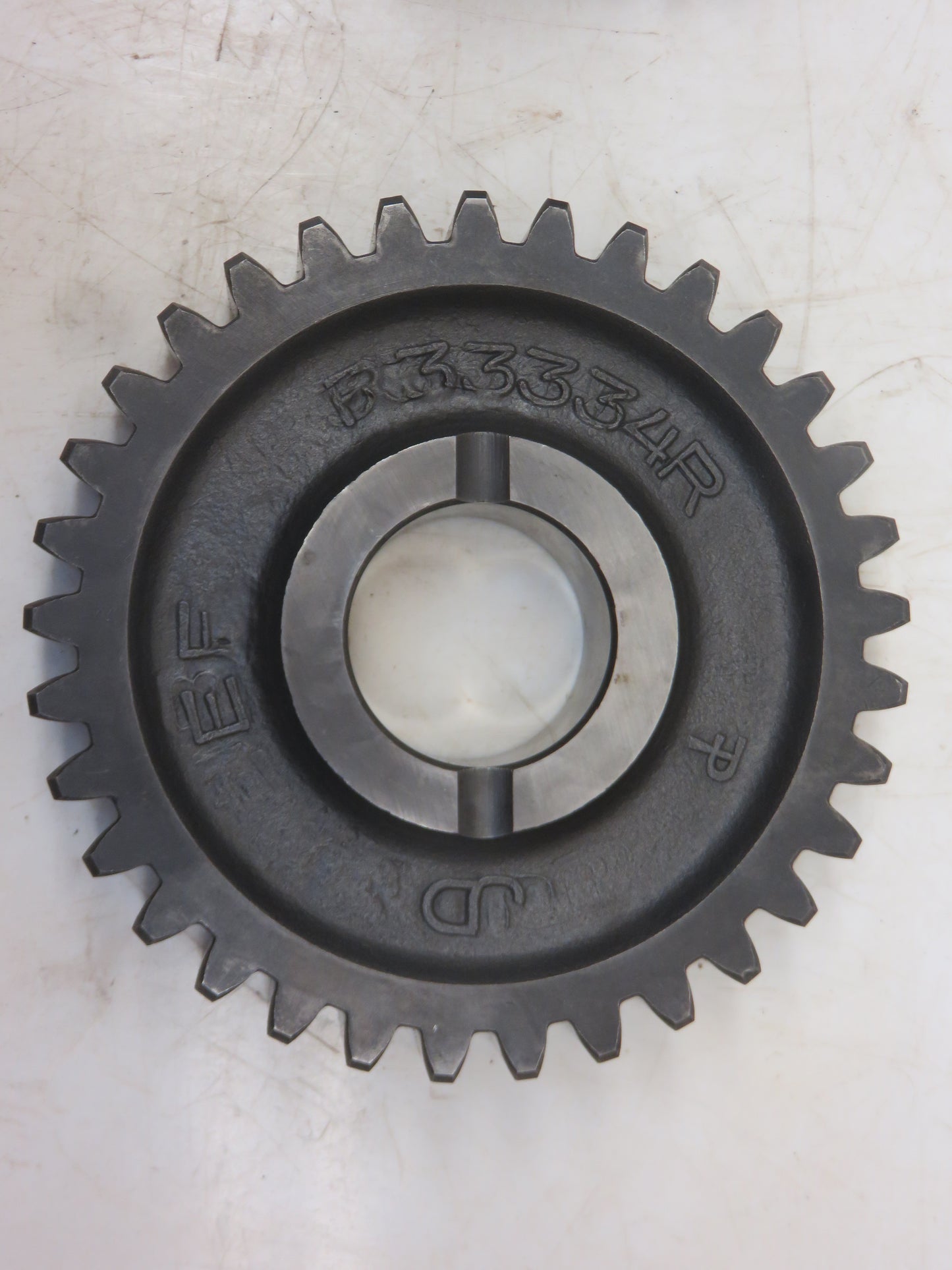 R33334 John Deere Power Shift PTO Idler Gear For 2510, 3020