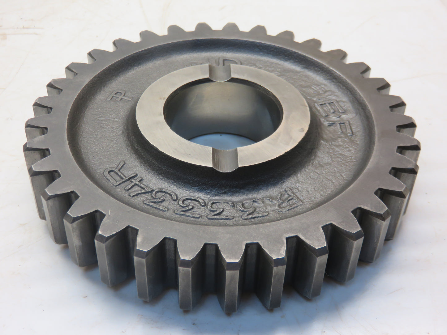 R33334 John Deere Power Shift PTO Idler Gear For 2510, 3020