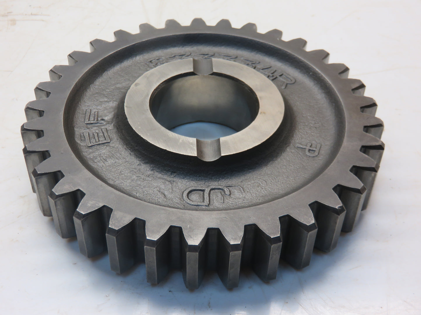 R33334 John Deere Power Shift PTO Idler Gear For 2510, 3020