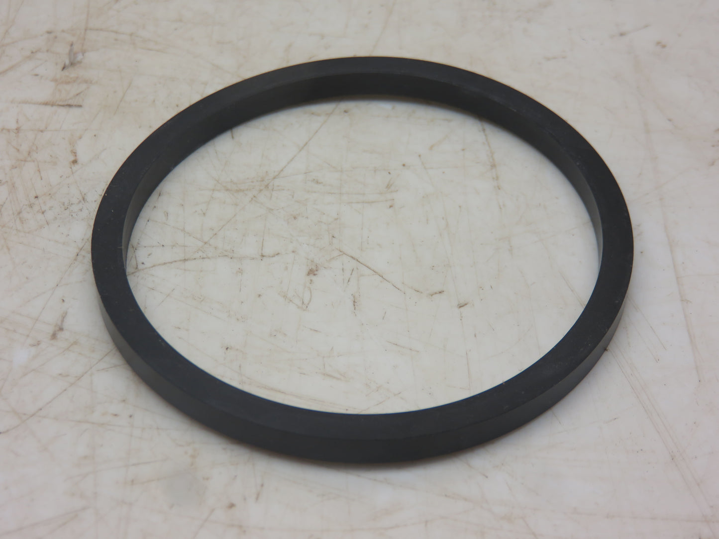 A4224R John Deere Crankshaft Oil Slinger Rubber Seal For A, 60, 70, 620, 720