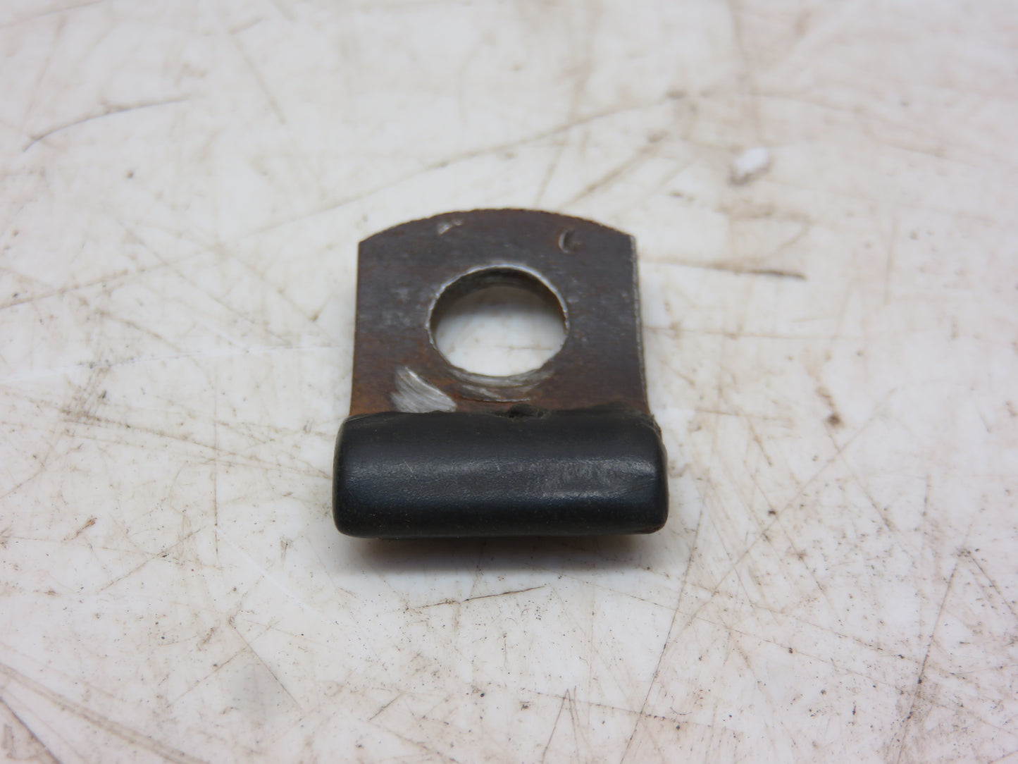 R27540, R31654 John Deere Clamp For 2510, 3010, 4010, 5010, 2520, 3020, 4020
