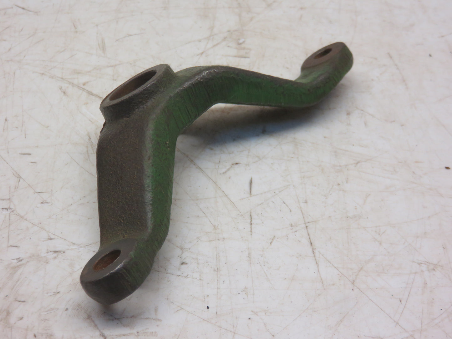 M3370T, T11267T John Deere Equalizing Lever For 420, 430, 435, 1010