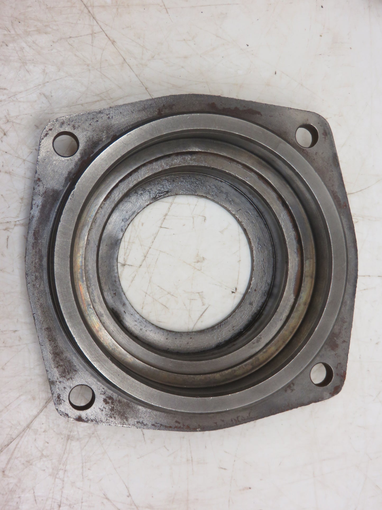 M2600T John Deere Axle Bearing Quill For 40, 420, 430, 1010