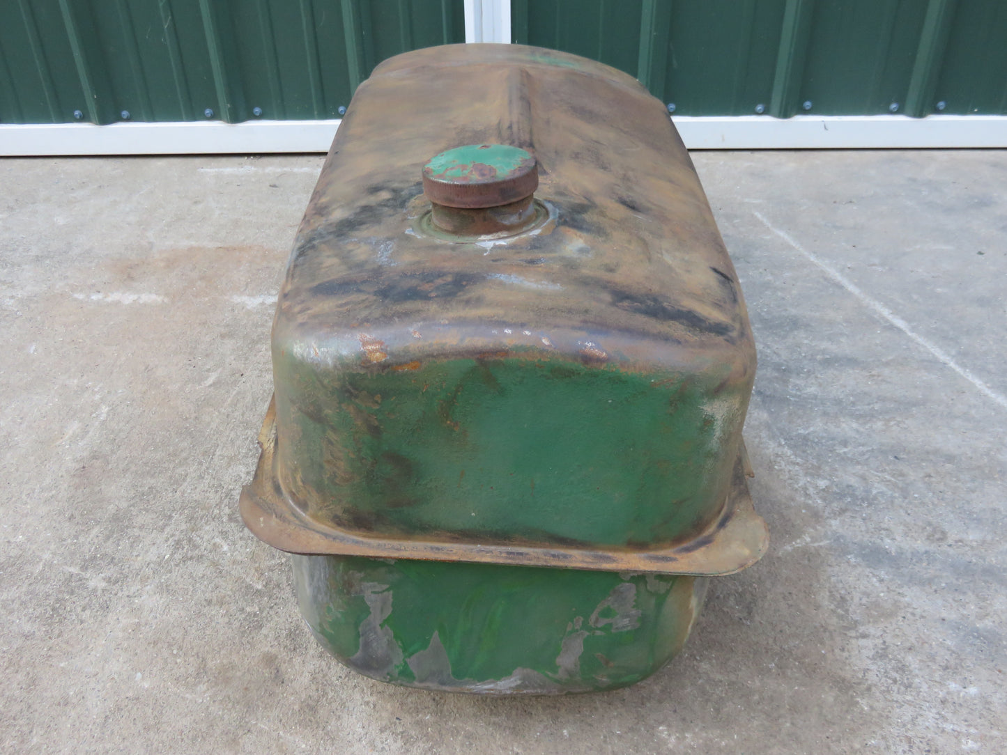 AA5057R John Deere Gas Tank For 60