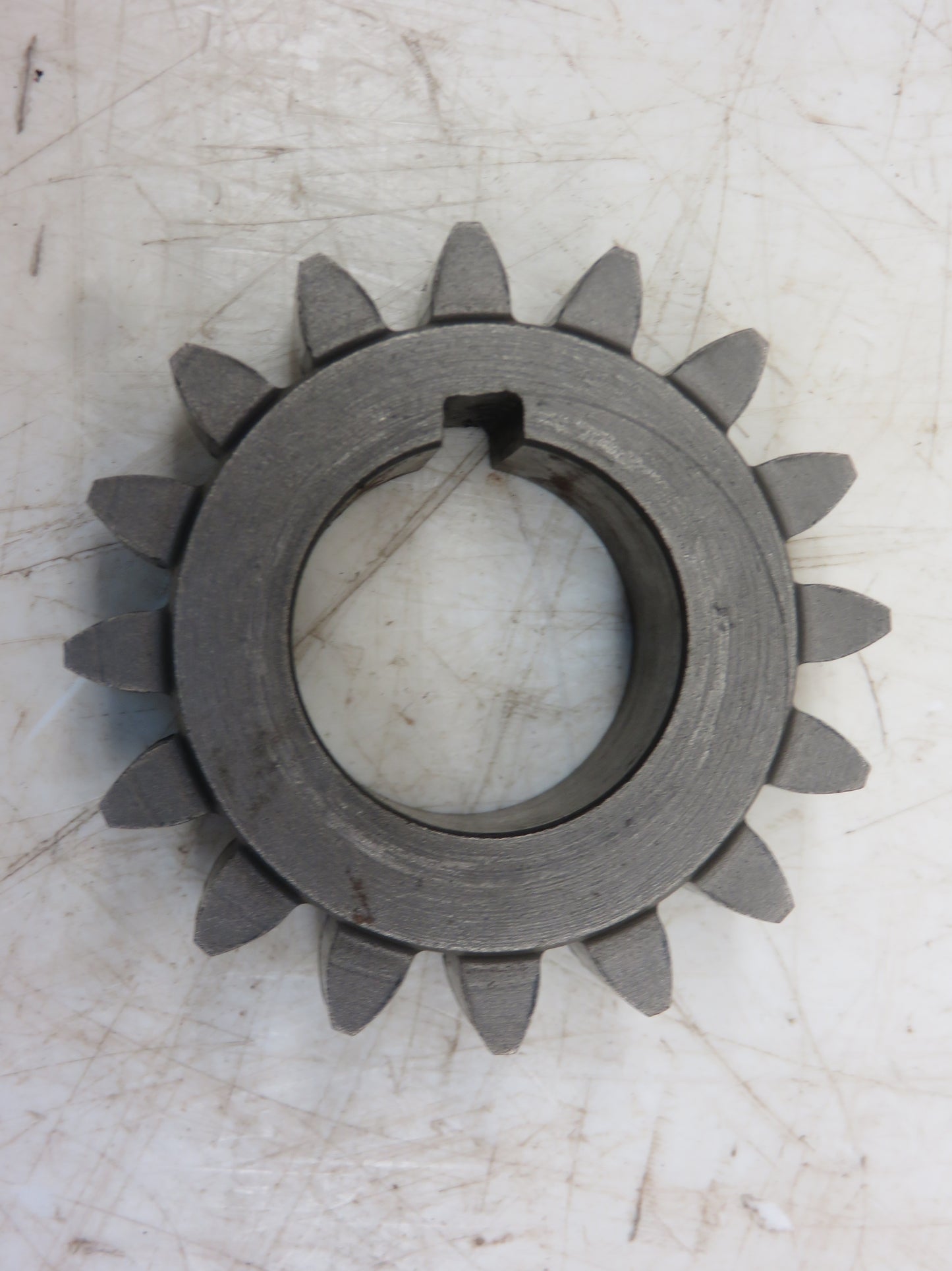 M1689T John Deere Third Speed Gear For 40, 420, 430, 435