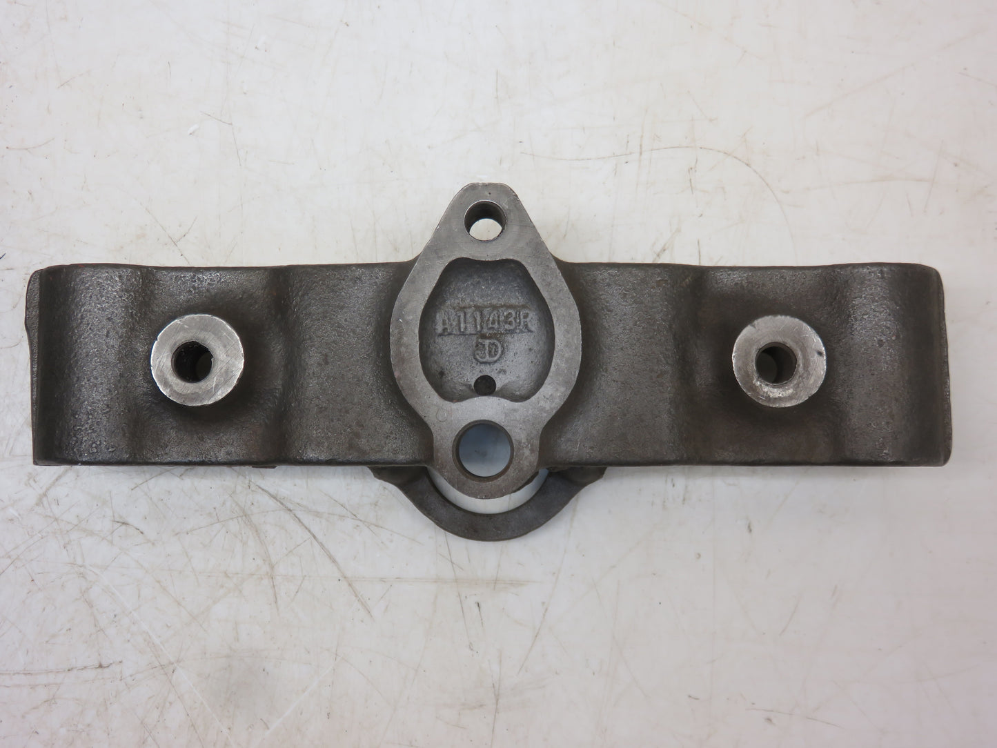 A1143R John Deere Cam Follower Guide For A, AR, AO