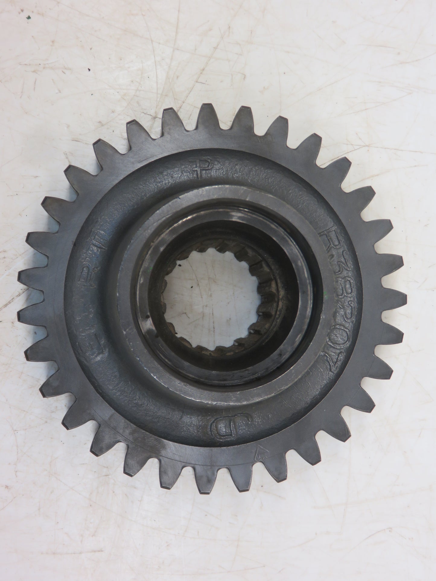 R38207 John Deere PTO Drive Gear For 2510, 2520