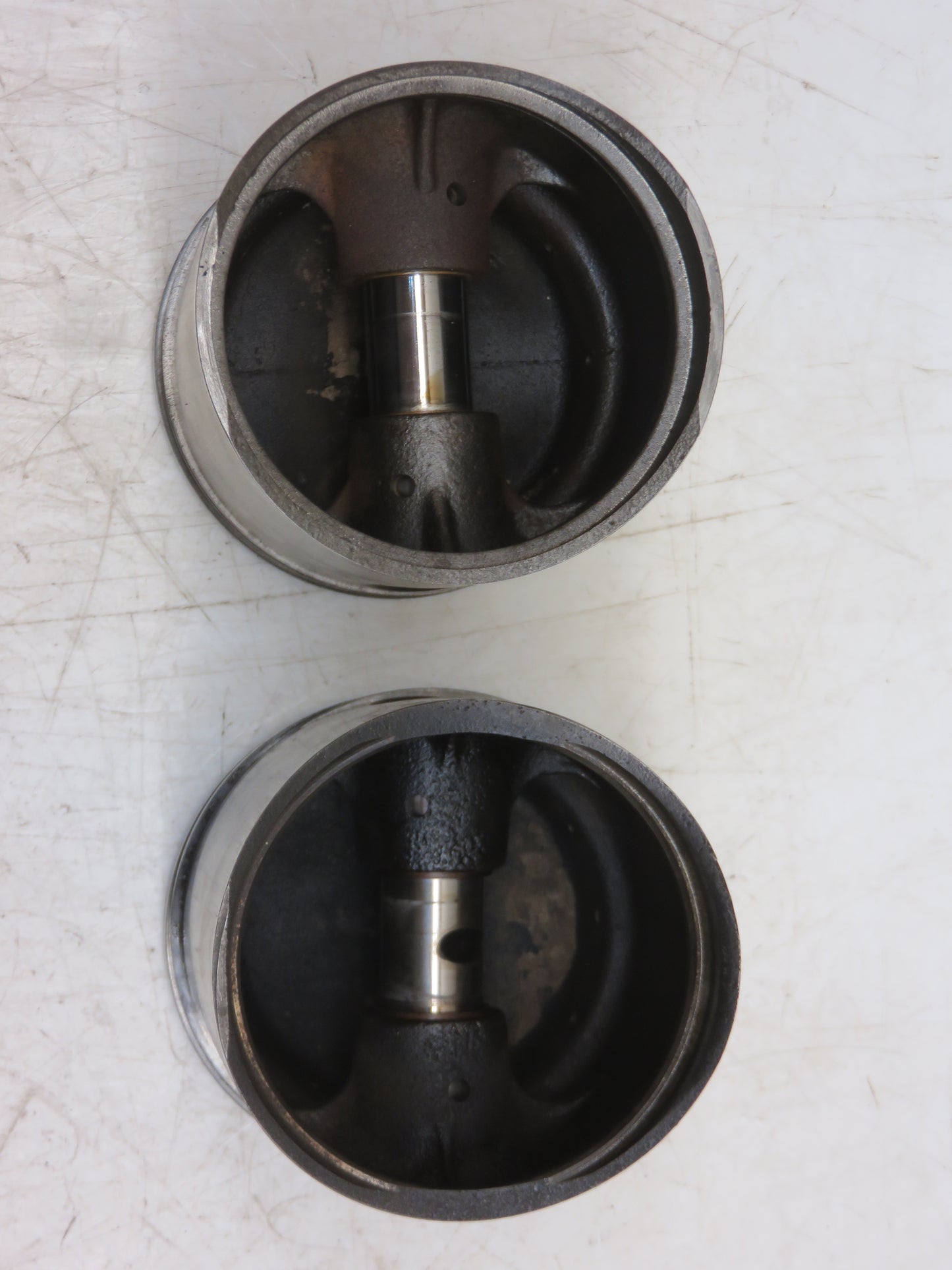 AL2735T, L4211T John Deere Standard Pistons For LA