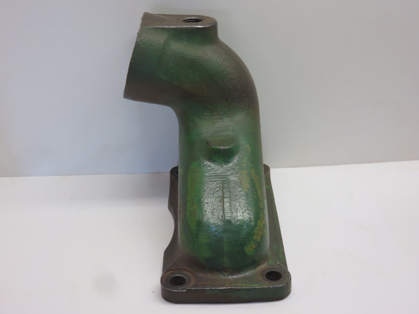 A5317R John Deere Cylinder Water Outlet For 60