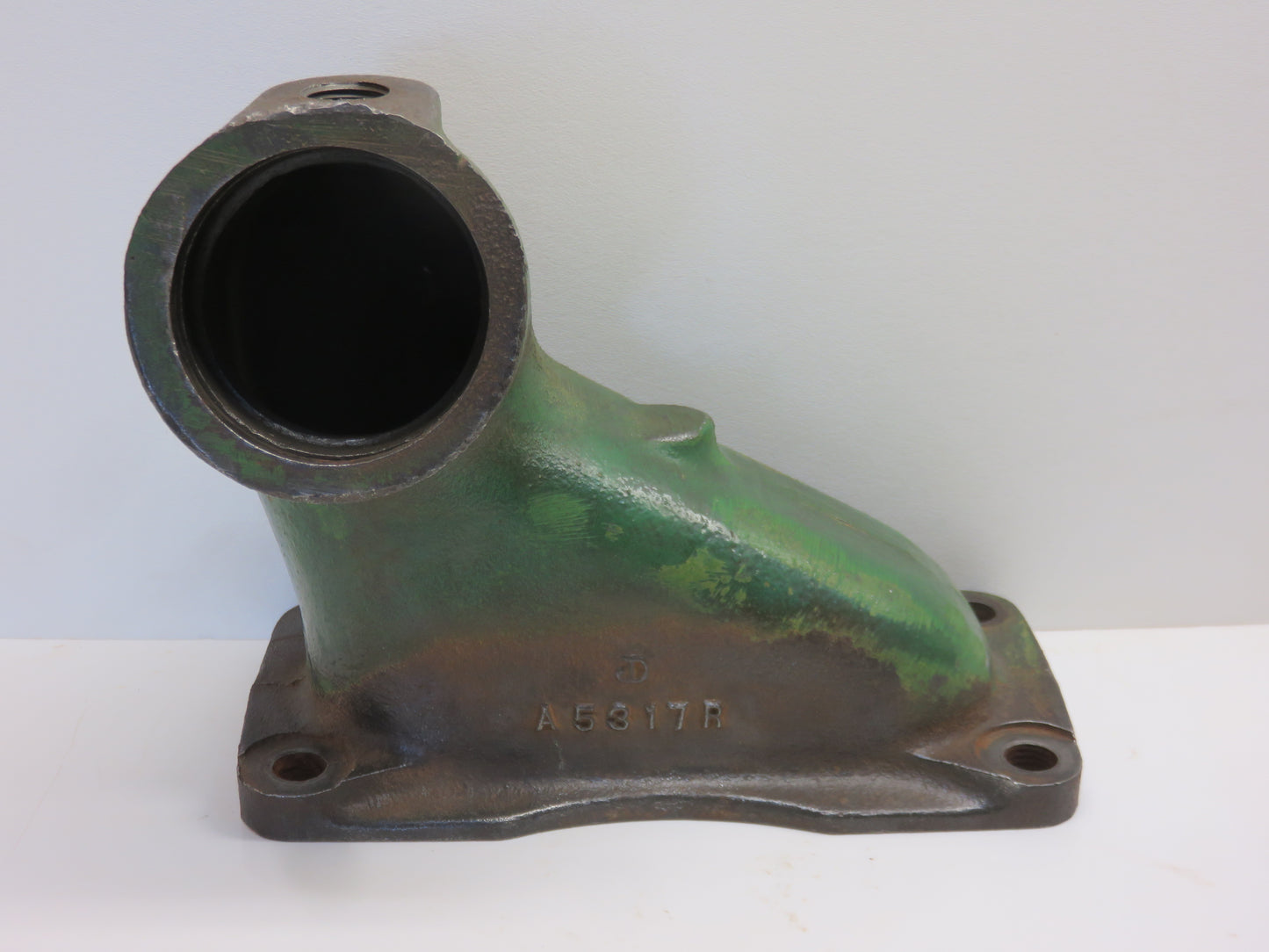 A5317R John Deere Cylinder Water Outlet For 60