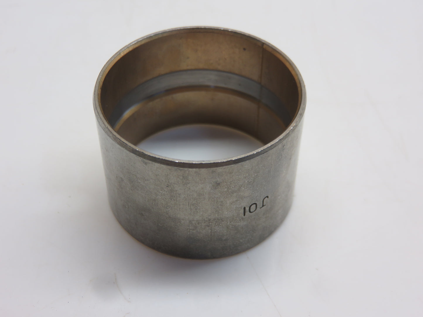 AR697R John Deere Pony Motor Main Bearing Bushing For R, 720, 820, 730, 830