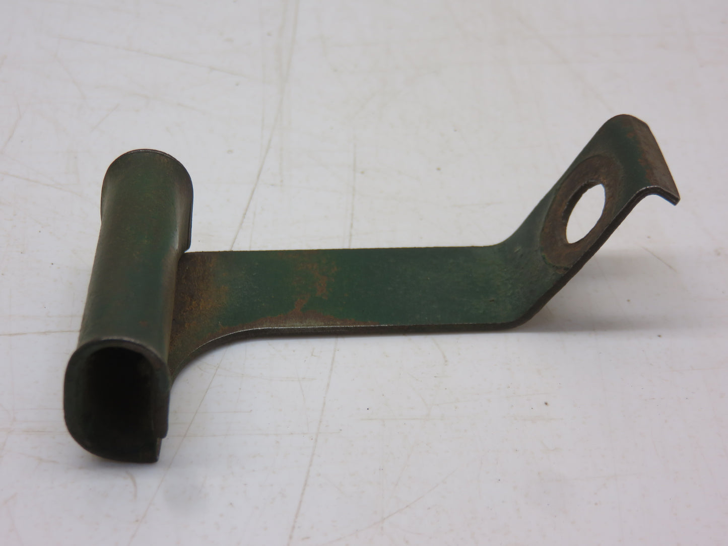 L4290T John Deere Spark Plug Cable Bracket For L, LA, LI
