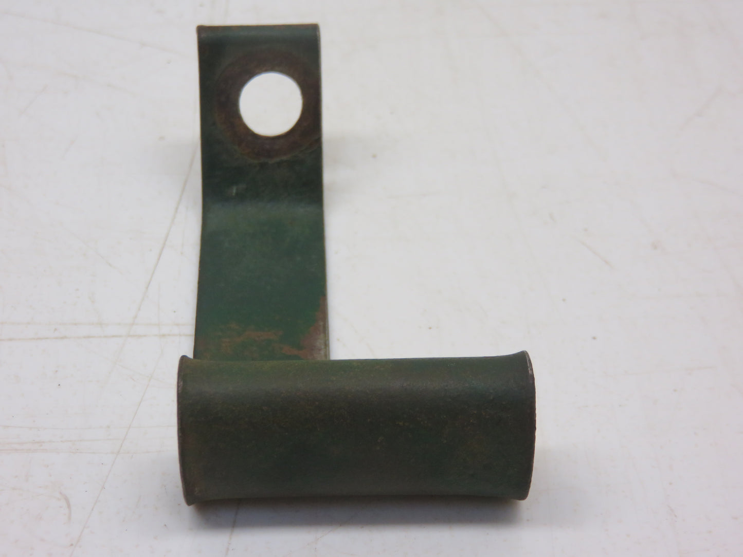 L4290T John Deere Spark Plug Cable Bracket For L, LA, LI