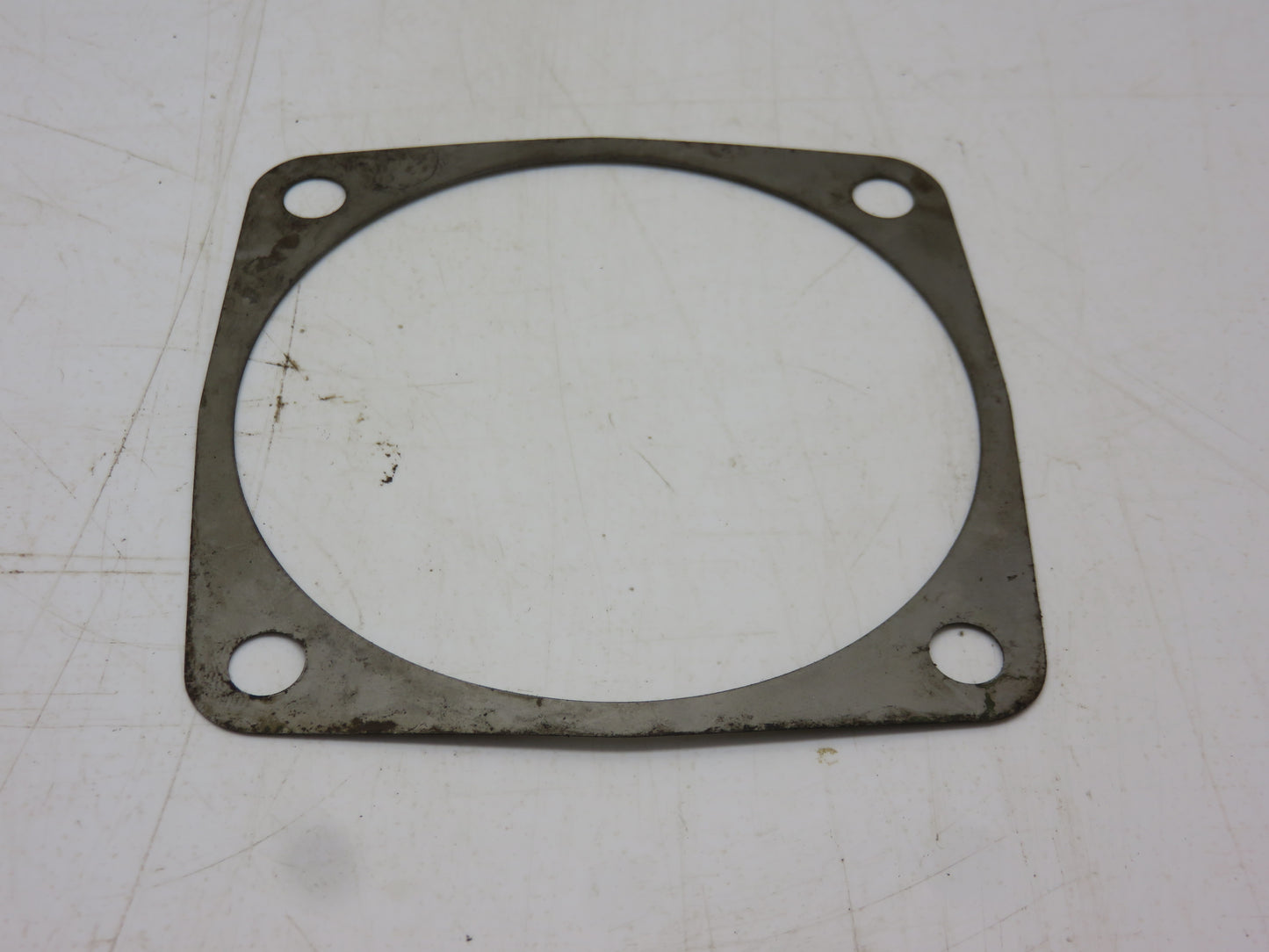 L4036T John Deere Upper Shaft Bearing Retainer Shim For L, LA, LI