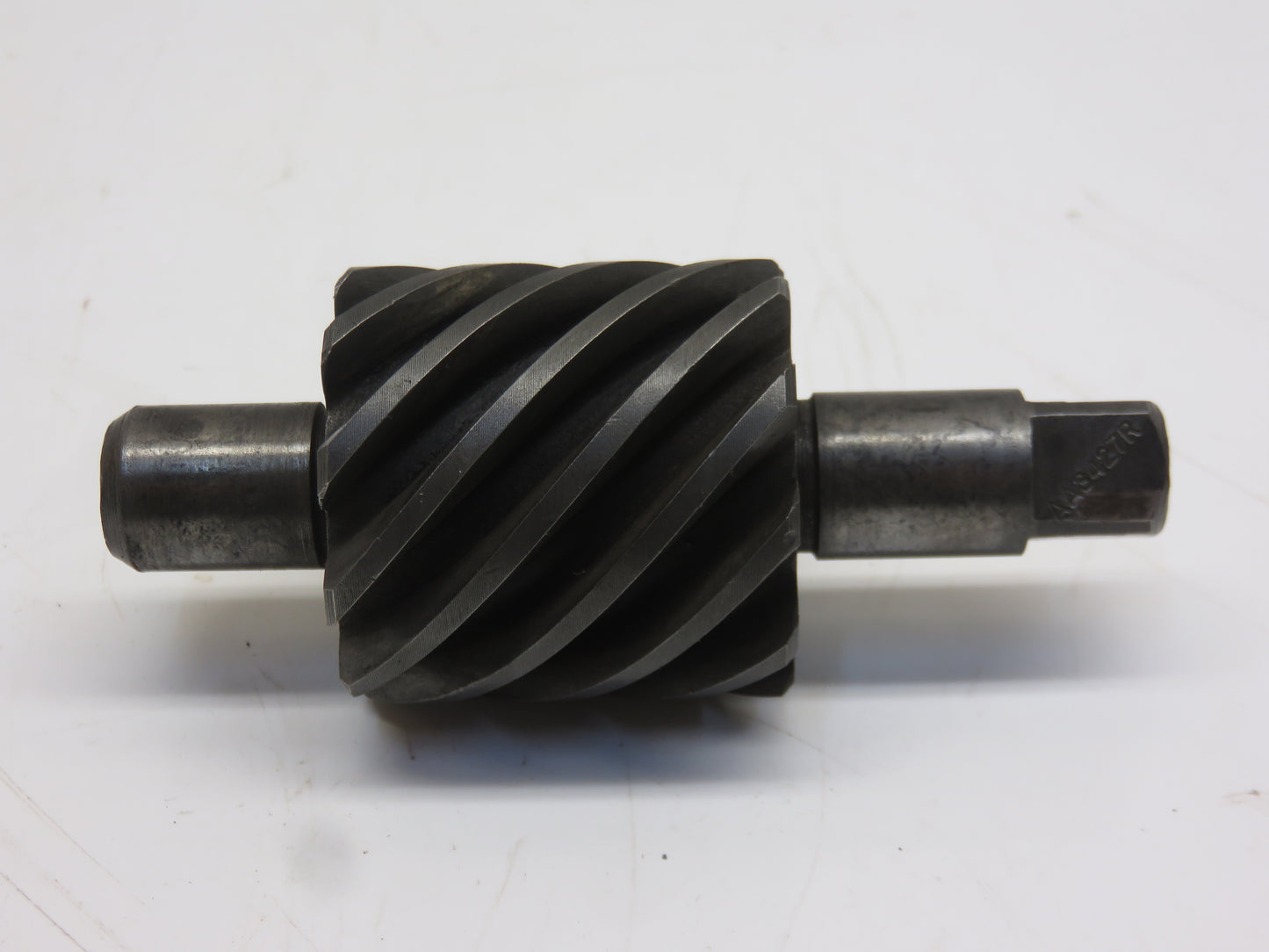 AA5479R, AA3427R John Deere Engine Oil Pump Drive Gear And Shaft For A, B, G