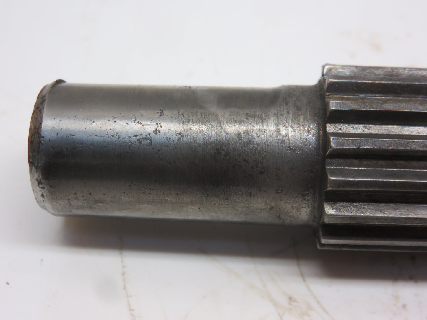 R26803 John Deere Clutch Fork Shaft For 3010, 4010