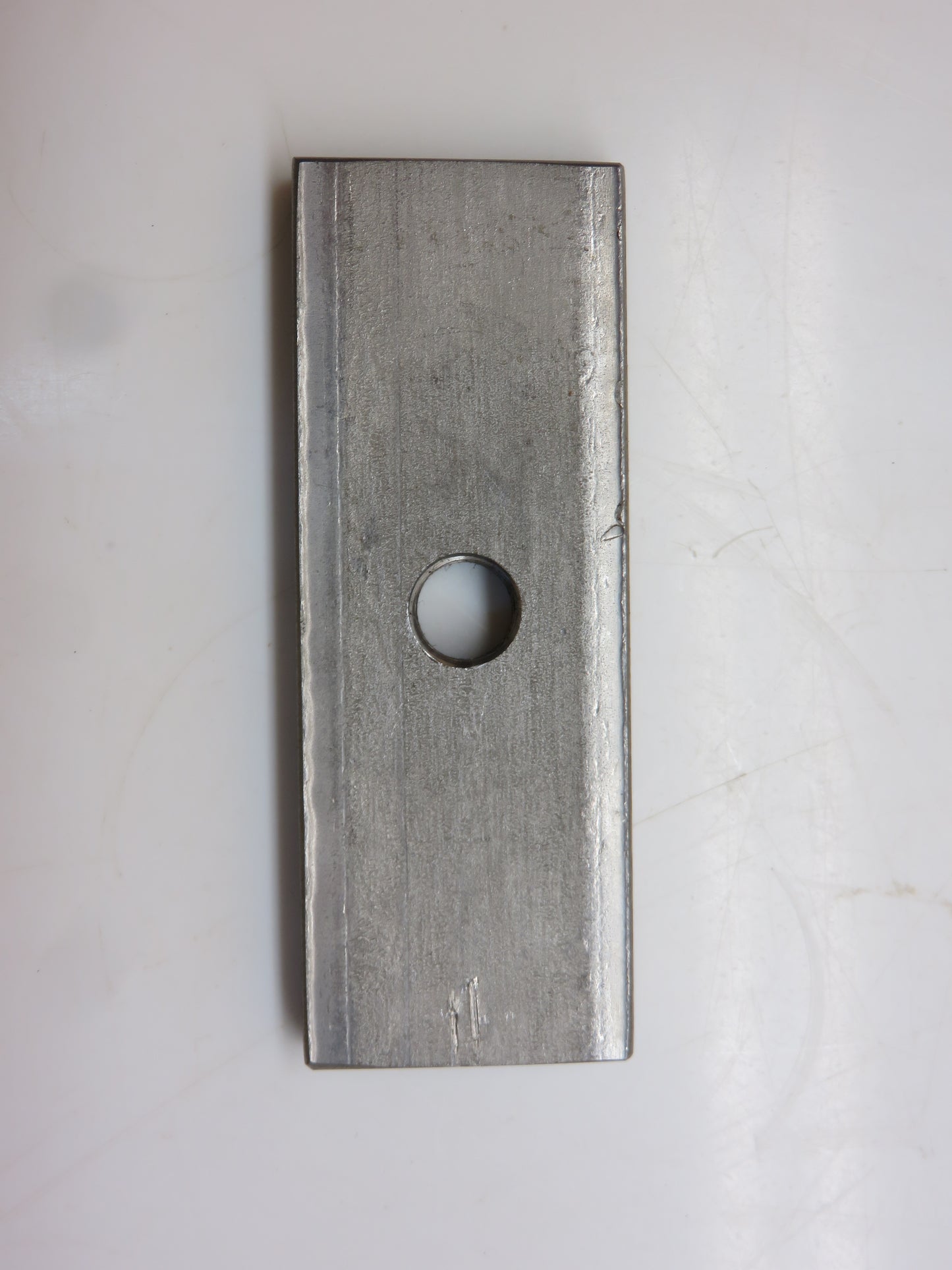 D362R John Deere Fuel Or Radiator Cap Bar Clamp For A, AR, AO, B, BR, BO, D, G, GP